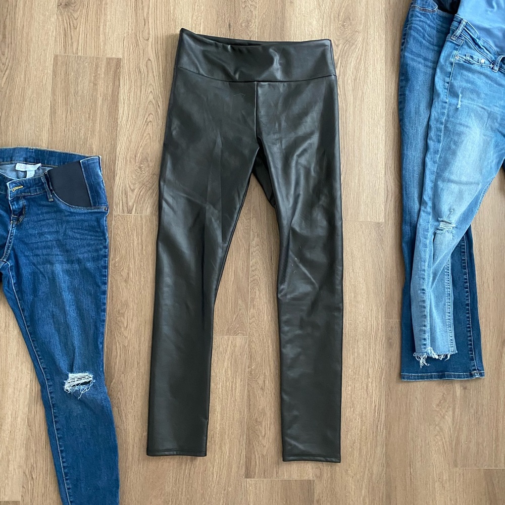 Maternity pants/leggings/ size S